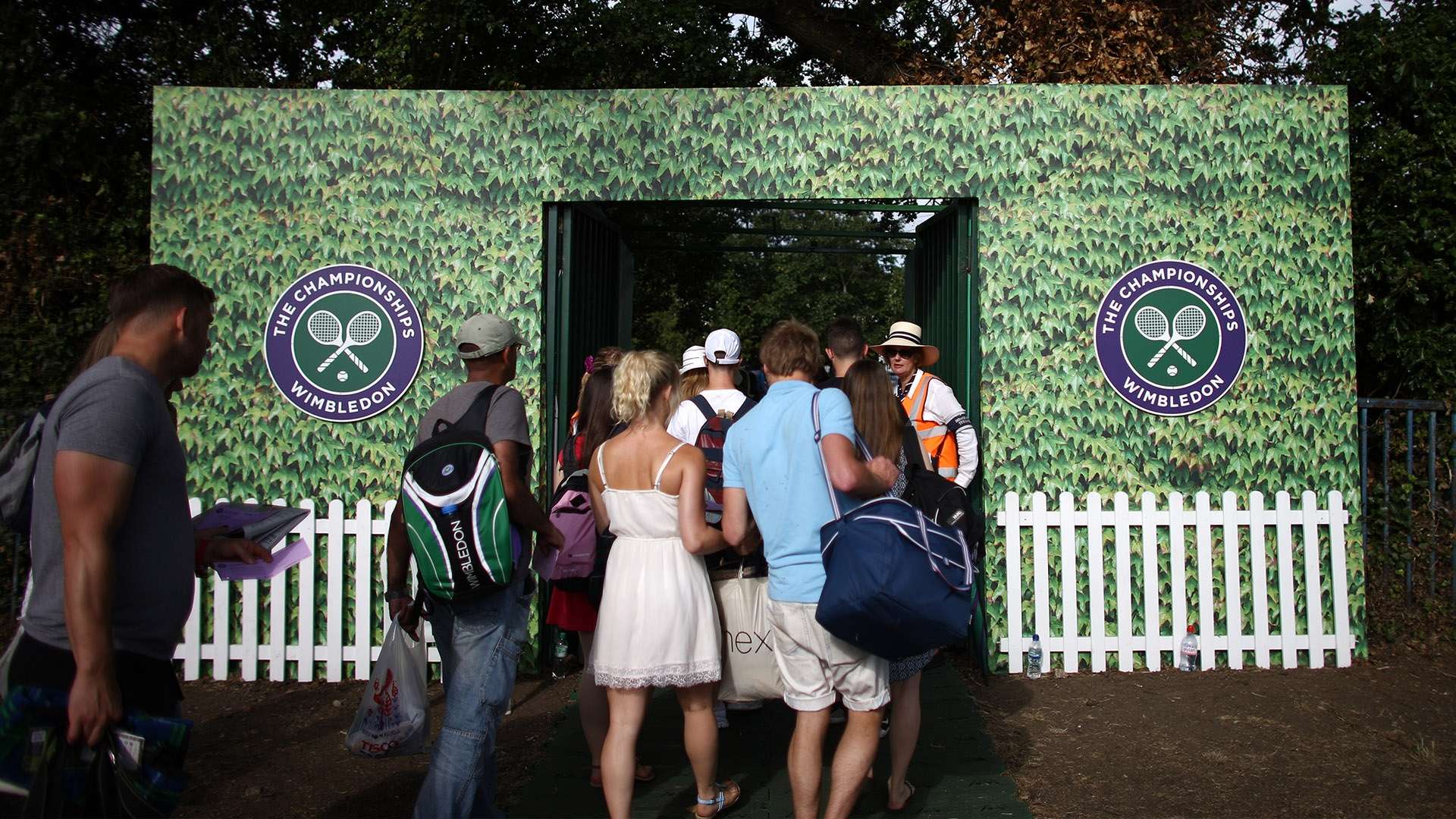 缺乏高水平 缺乏高水平